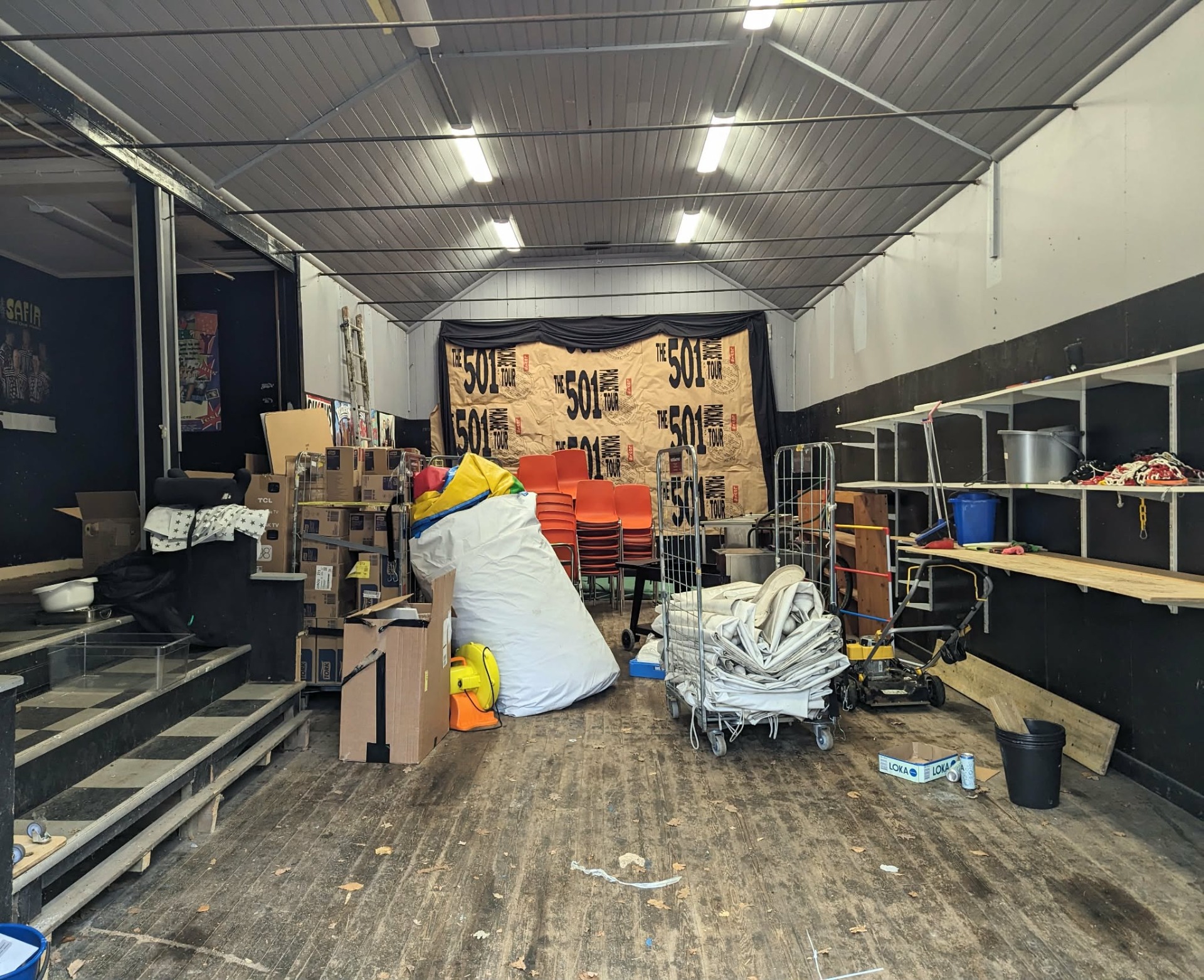 Här är en ofiltrerad bild av hur den framtida butikslokalen ser ut innan renovering inför öppning i juni 2026. 